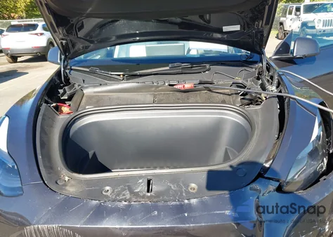 2024 Tesla Model Y Long Range Dual Motor All-Wheel Drive from USA, damaged, VIN 7SAYGDEE2RA281310